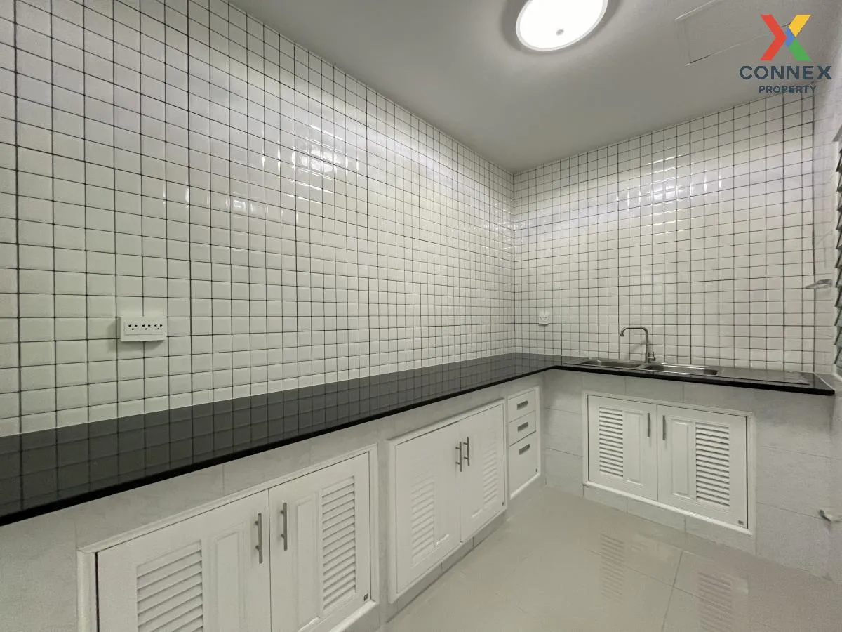 For Sale Townhouse/Townhome  , Sathorn Grand Ville , newly renova