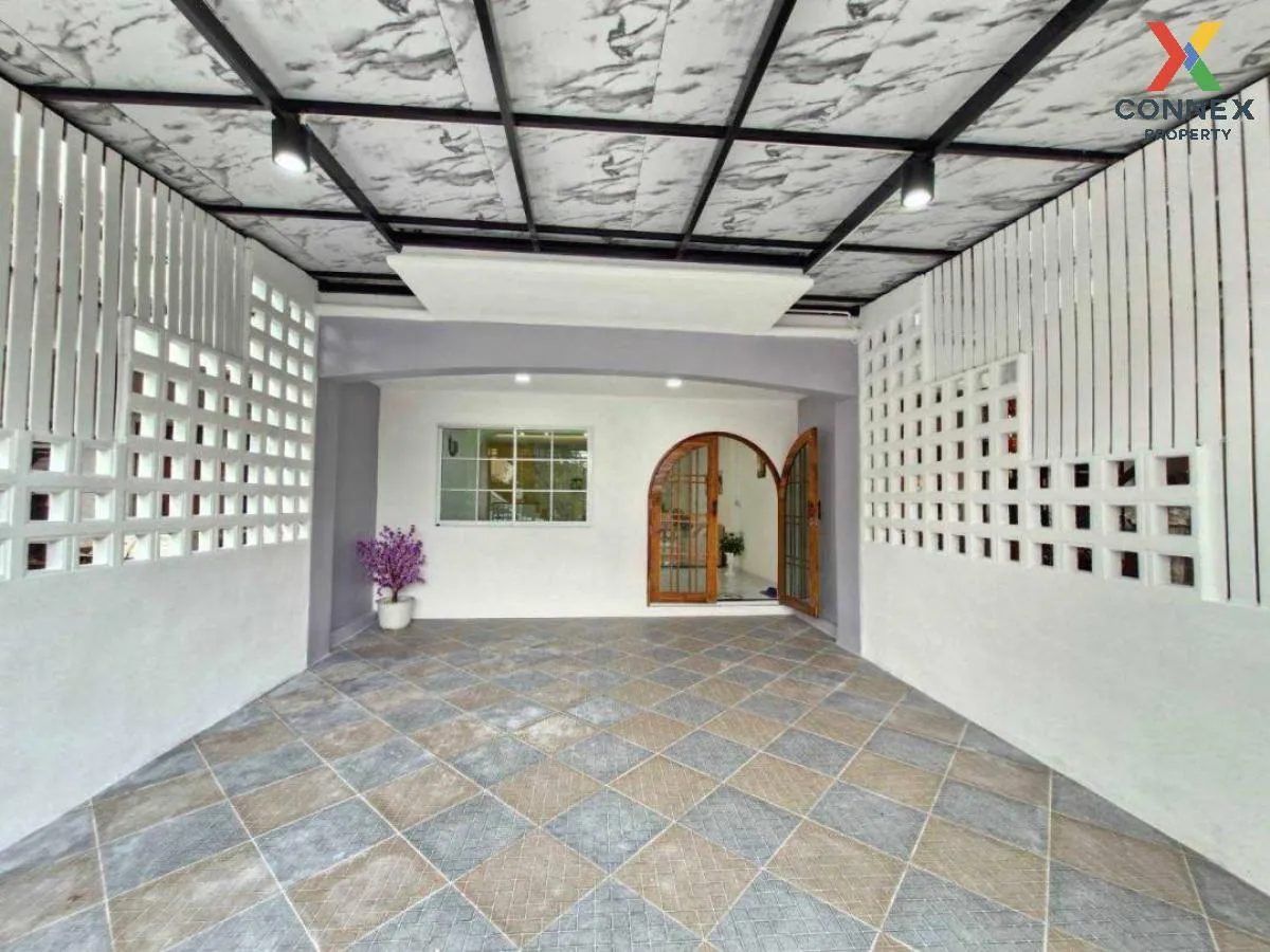 For Sale Townhouse/Townhome  , K.C. Ramindra 1 , newly renovated  2