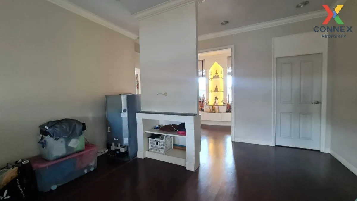 For Sale House , The Royal Green Park Kanchanaphisek , wide front