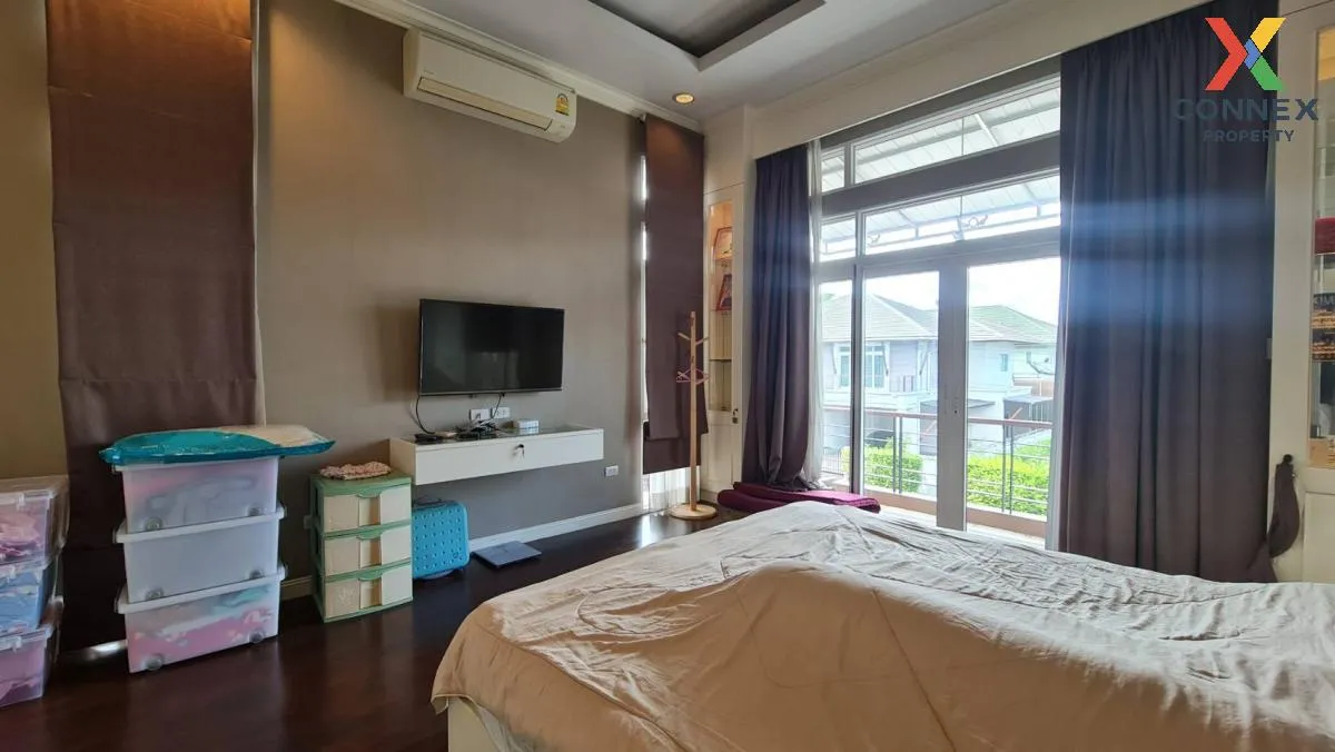 For Sale House , The Royal Green Park Kanchanaphisek , wide front