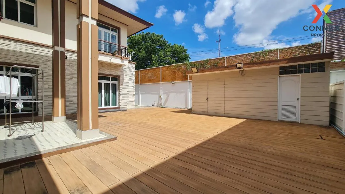 For Sale House , The Royal Green Park Kanchanaphisek , wide front