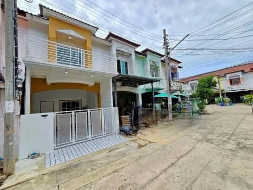 ขายทาวน์เฮ้าส์/ทาวน์โฮม  บ้านนันทิชา 2 รีโนเวทใหม่ ไทรน้อย ไทรน้อย นนทบุรี CX-105323