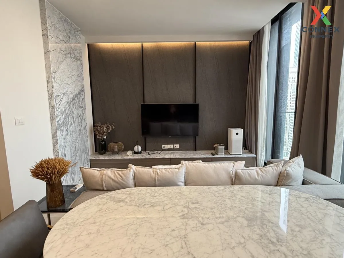 For Sale Condo , Noble Ploenchit , nice view , high floor , wide  For Sale Condo , Noble Ploenchit , nice view , high floor , wide  4