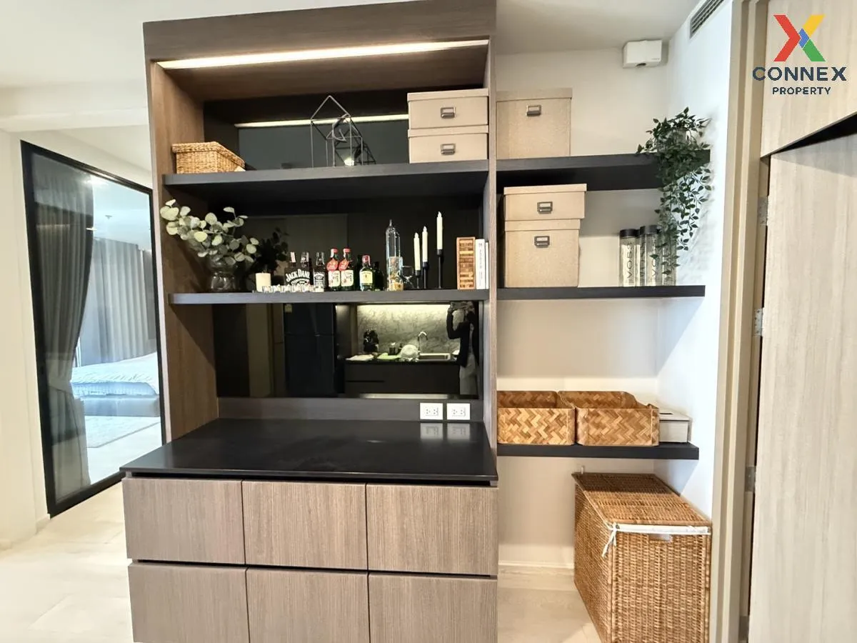 For Sale Condo , Noble Ploenchit , nice view , high floor , wide  For Sale Condo , Noble Ploenchit , nice view , high floor , wide