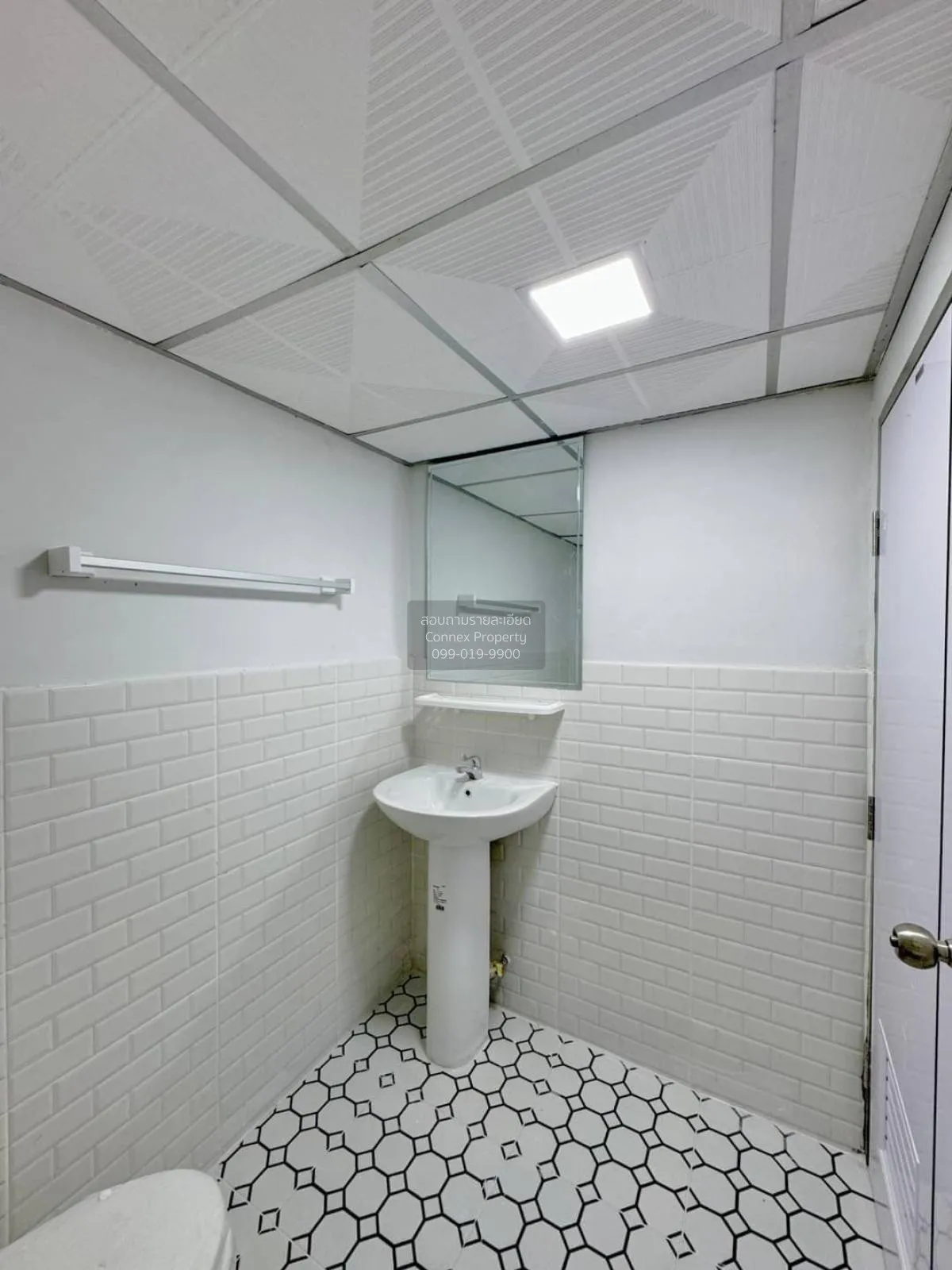 ขายทาวน์เฮ้าส์/ทาวน์โฮม  บ้านรัตนาธิเบศร์ MRT-ตลาดบางใหญ่ บางรักพ