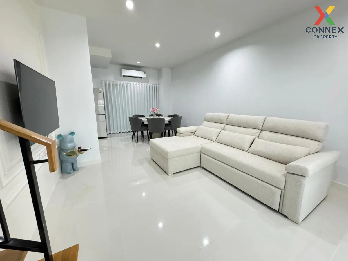 เช่าทาวน์เฮ้าส์/ทาวน์โฮม  บ้านกลางเมือง พระราม 9-กรุงเทพกรีฑา ทับ 3