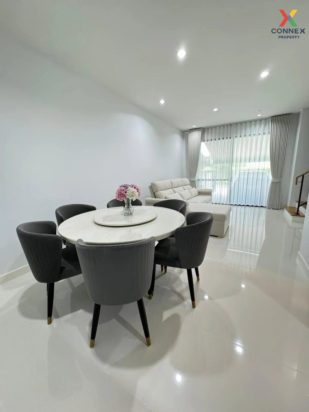 เช่าทาวน์เฮ้าส์/ทาวน์โฮม  บ้านกลางเมือง พระราม 9-กรุงเทพกรีฑา ทับ