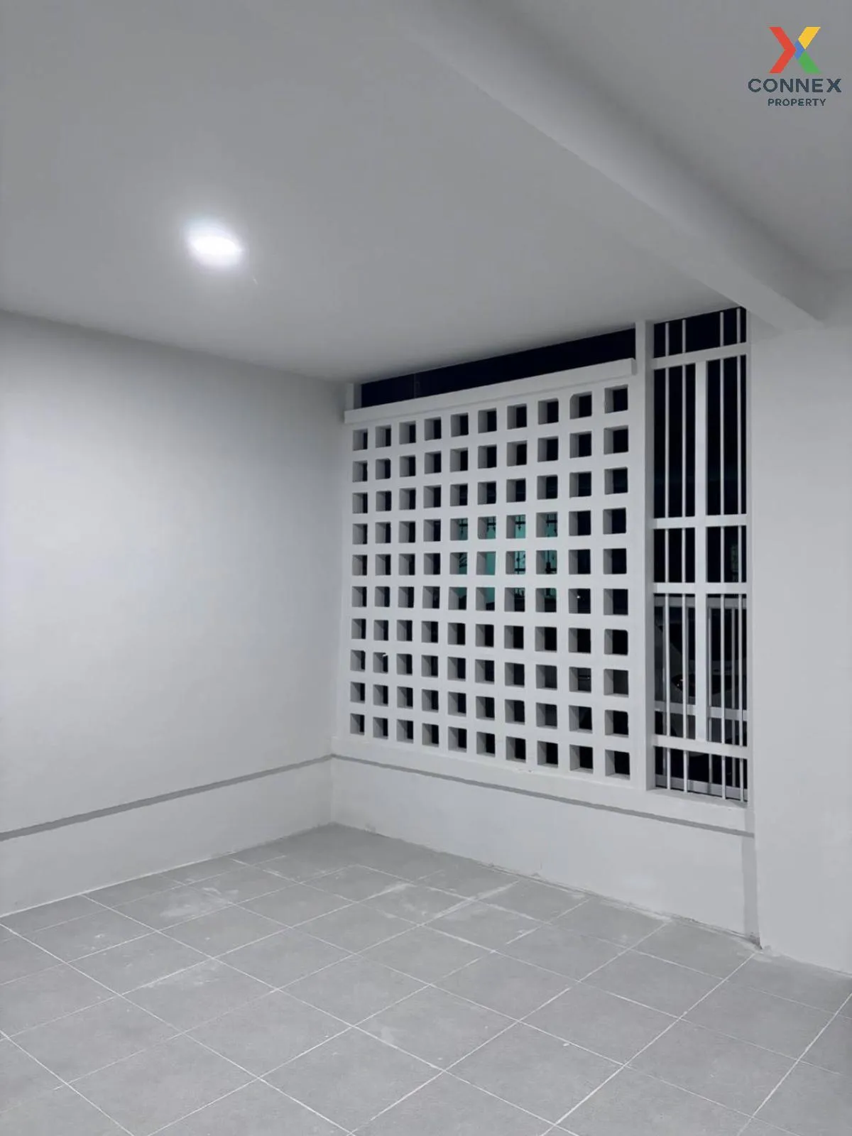 ขายทาวน์เฮ้าส์/ทาวน์โฮม  บ้านพฤกษา 2 คลอง 8 รีโนเวทใหม่ ลำผักกูด 