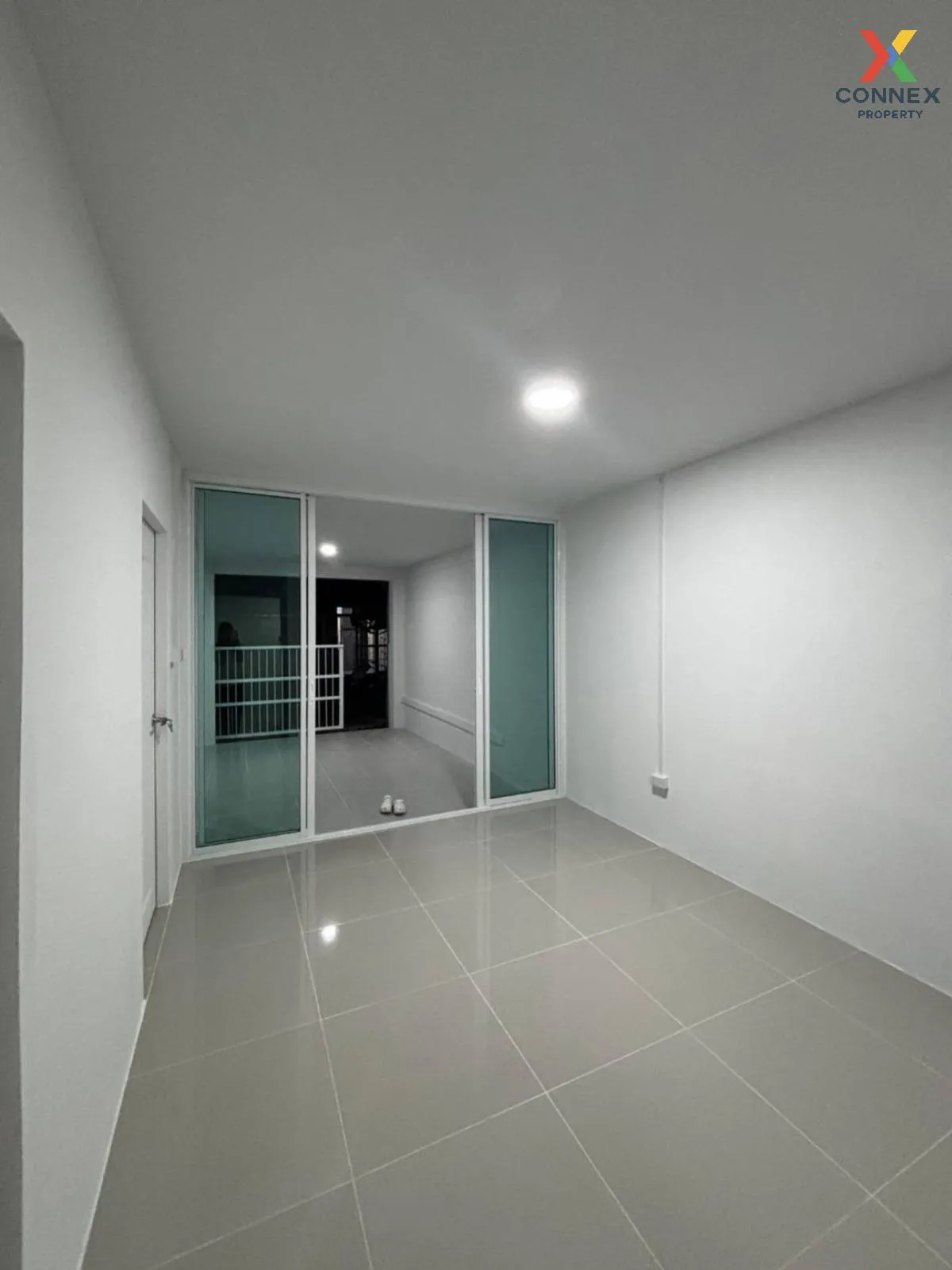 ขายทาวน์เฮ้าส์/ทาวน์โฮม  บ้านพฤกษา 2 คลอง 8 รีโนเวทใหม่ ลำผักกูด 