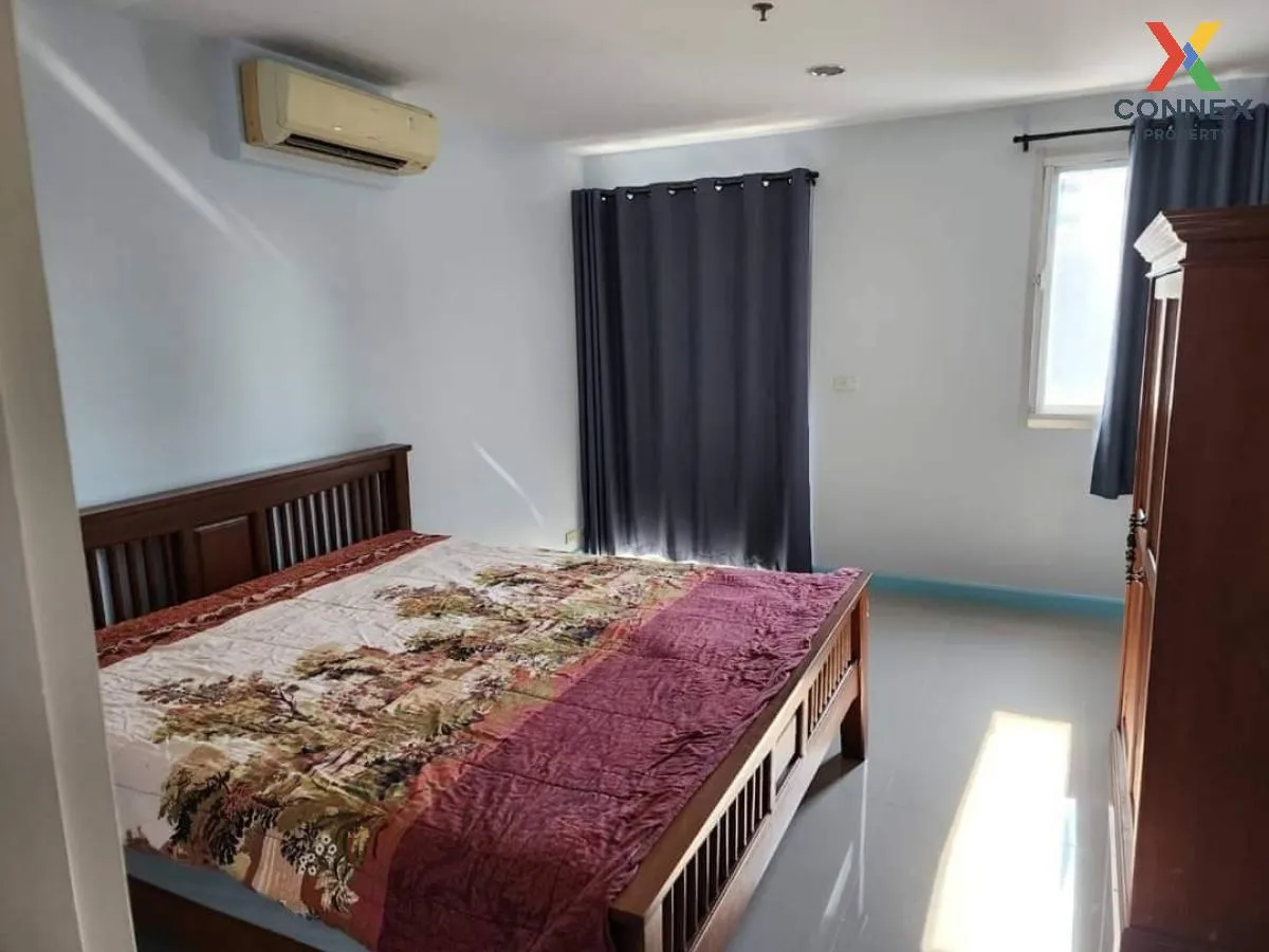 For Rent Condo , St. Louis Grand Terrace , BTS-Saint Louis , Yann 1