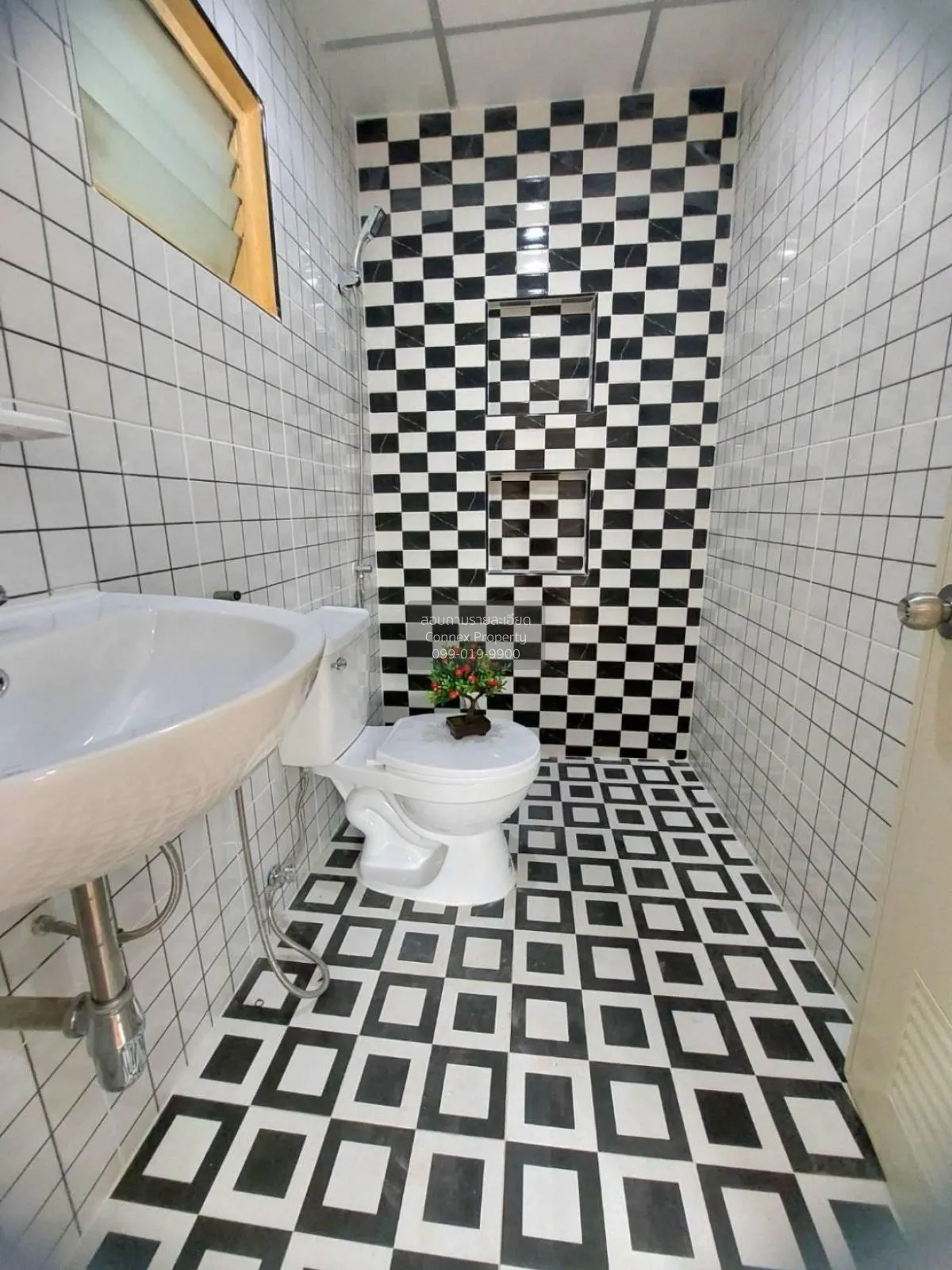 For Sale Townhouse/Townhome  , K.C. Ramindra 2 , newly renovated 