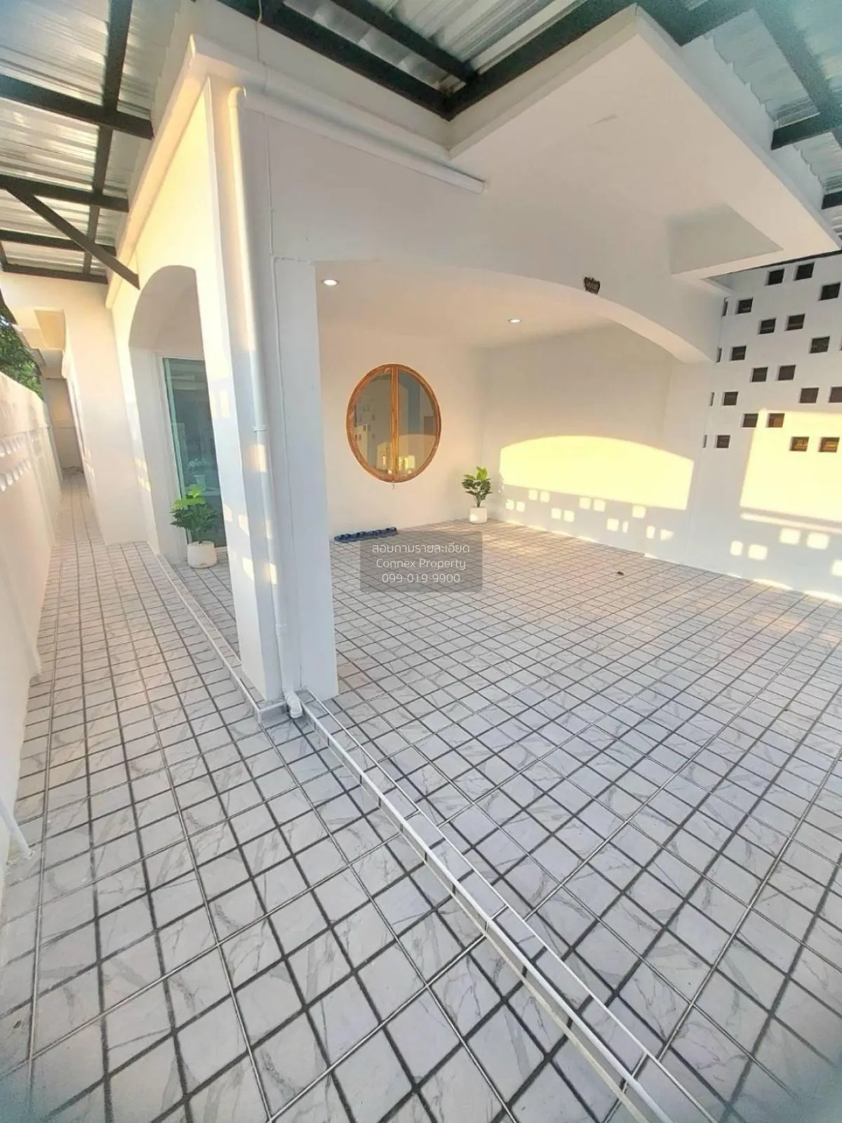 For Sale Townhouse/Townhome  , K.C. Ramindra 2 , newly renovated  4