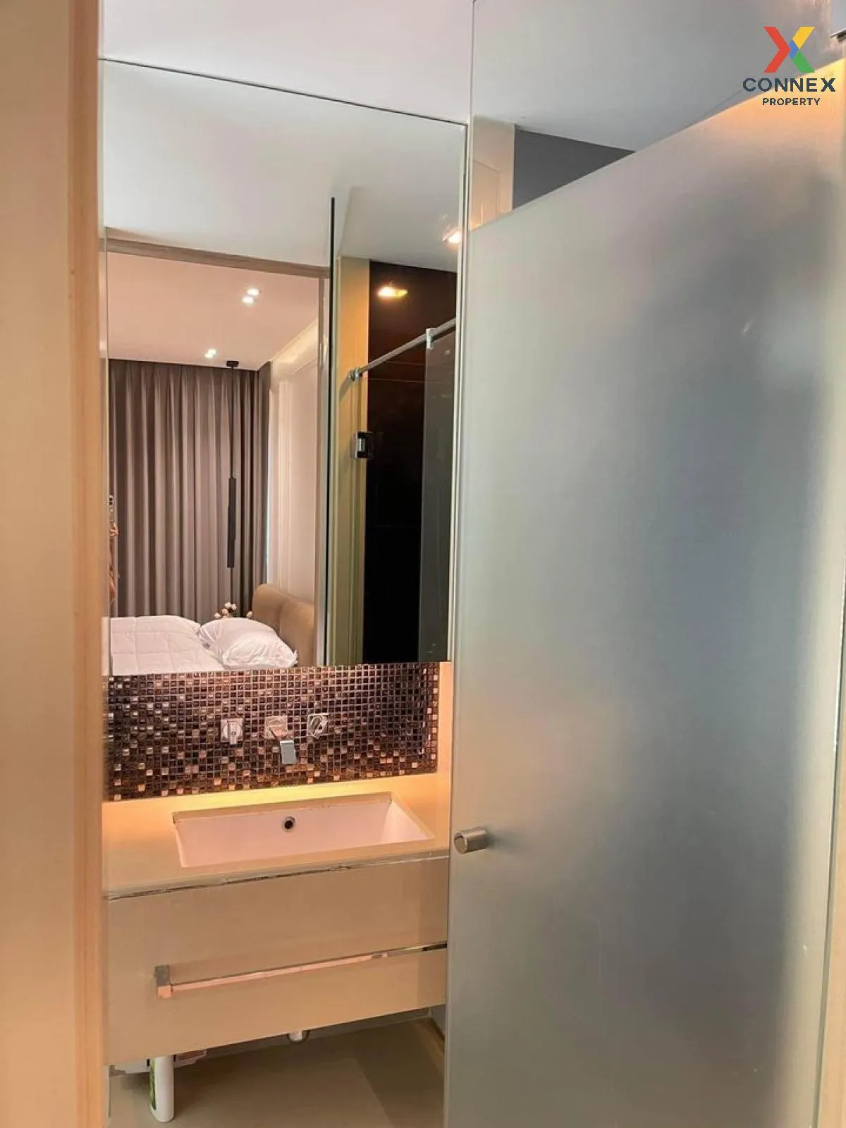 เช่าคอนโด  ดิ แอดเดรส อโศก MRT-เพชรบุรี มักกะสัน เขต ราชเทวี กรุง