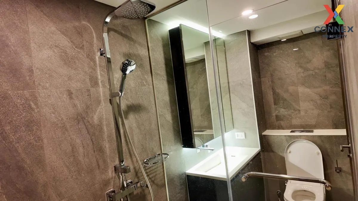 เช่าคอนโด  ไซมิส พระราม 9 (แลนด์มาร์ค @MRTA Station) ดูเพล็กซ์ ห้