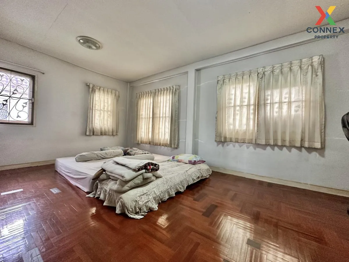 For Sale House , Sansabai Khubon 27 , Tha Raeng , Bang Khen , Ban