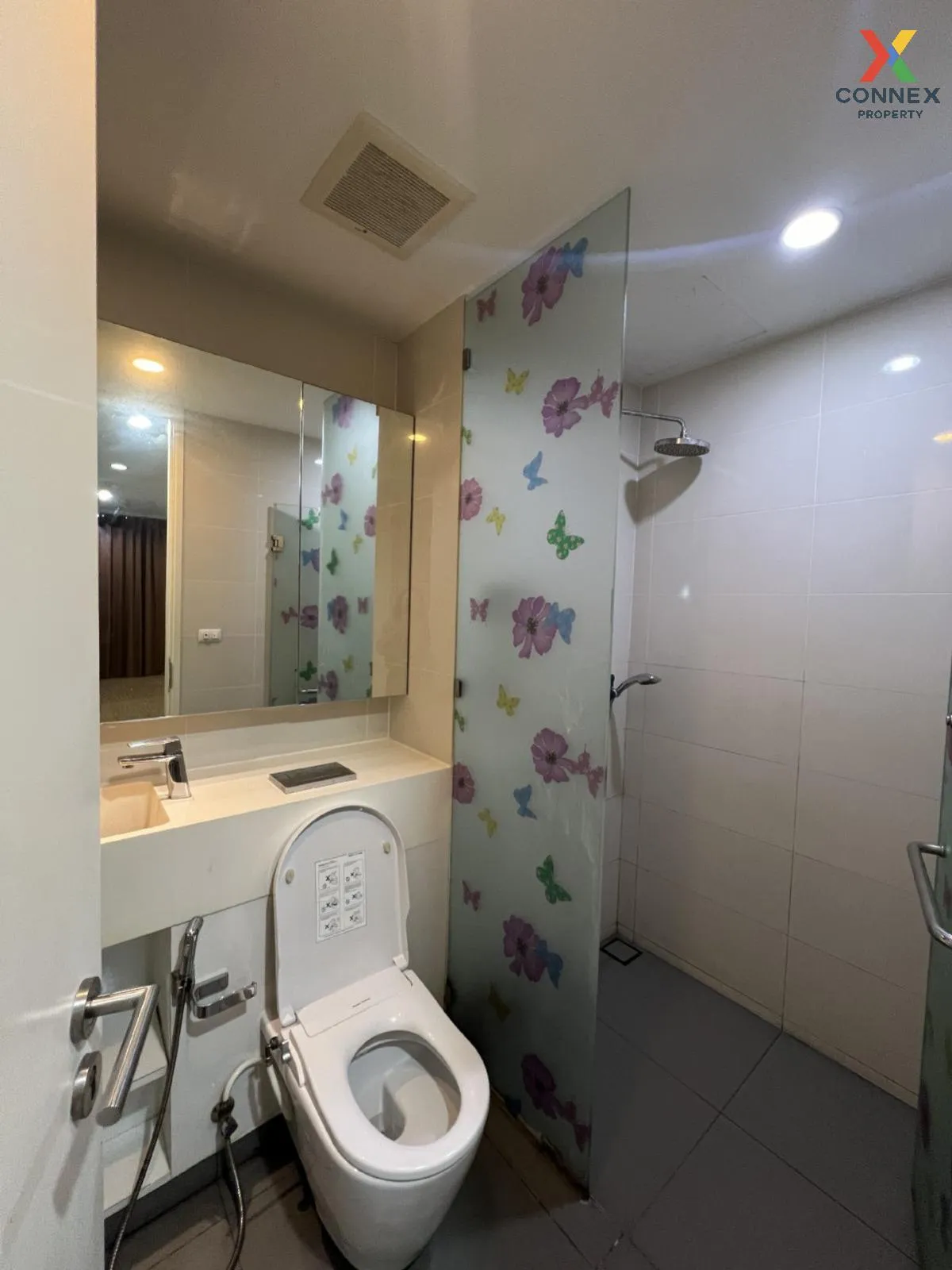 ขายคอนโด   ไซมิส สุรวงศ์ MRT-สามย่าน สี่พระยา เขต บางรัก กรุงเทพ 