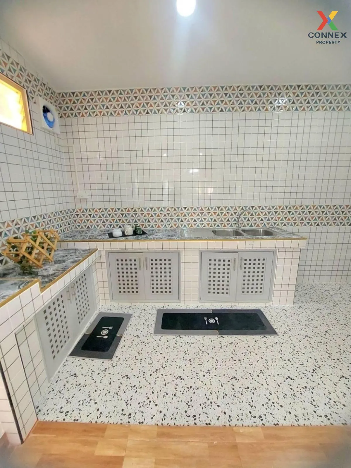 For Sale Townhouse/Townhome  , K.C. Ramindra 2 , newly renovated 