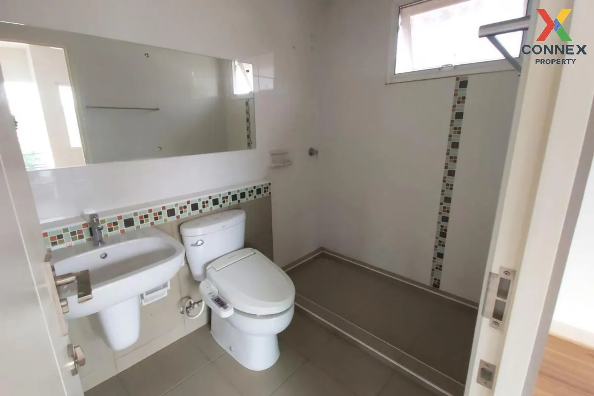 For Sale House , Pruklada Wongwaen-Hathairat , Sam Wa Tawan Tok , For Sale House , Pruklada Wongwaen-Hathairat , Sam Wa Tawan Tok ,