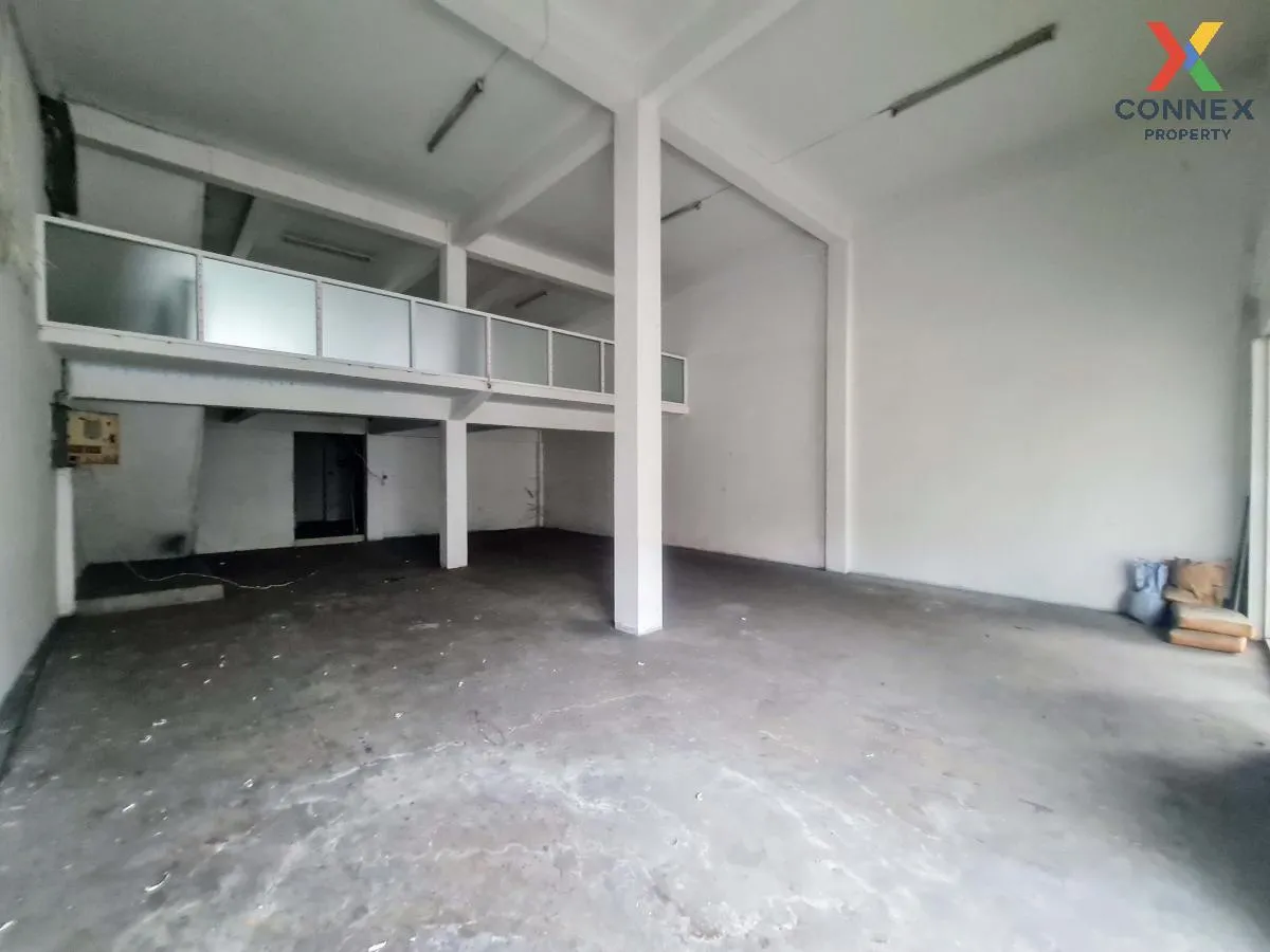 For Sale Commercial Buil Bangkapi Serithai 2 , Khlong Kum , Bang  1