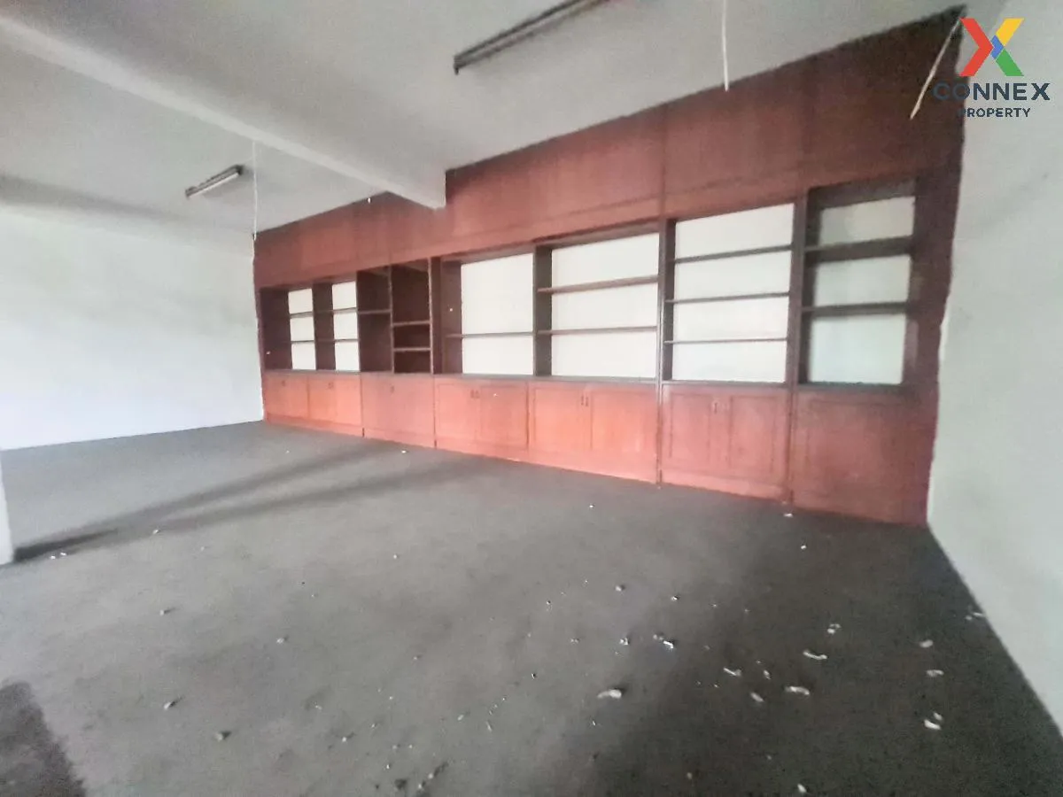 For Sale Commercial Buil Bangkapi Serithai 2 , Khlong Kum , Bang 
