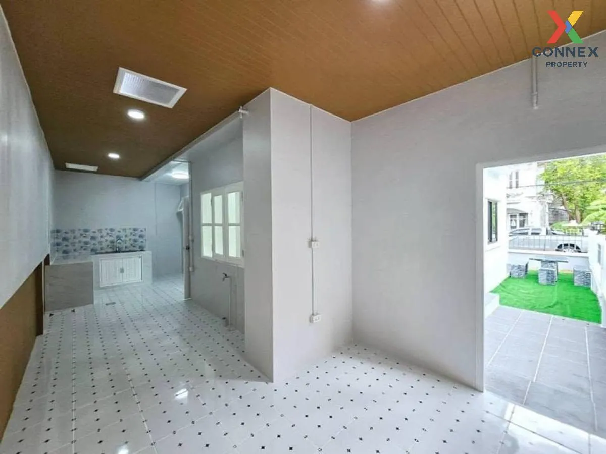 For Sale Townhouse/Townhome  , Ausara Bangbuathong , Bang Bua Tho