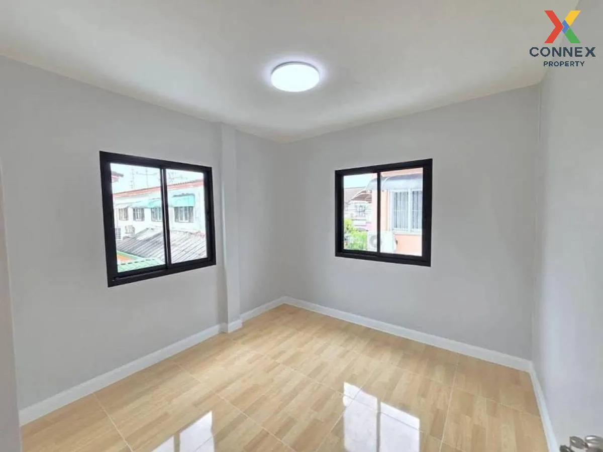 For Sale Townhouse/Townhome  , Ausara Bangbuathong , Bang Bua Tho