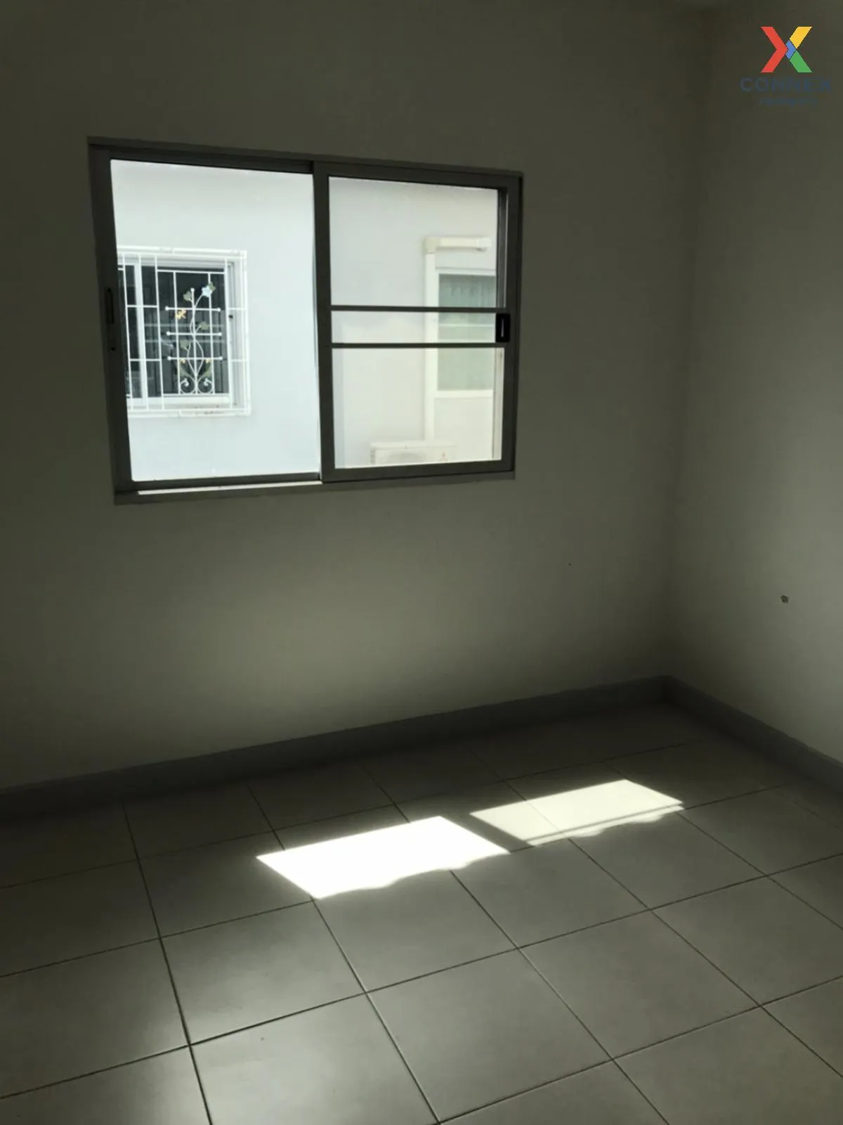 For Sale Townhouse/Townhome  , Nirun Ville 10 , Bang Chalong , Ba