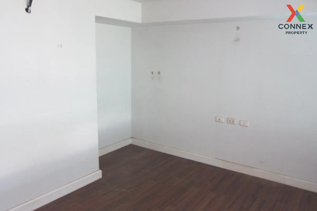 For Sale Townhouse/Townhome  ,  TOWNPLUS PRACHAUTHIT , Thung Khu 