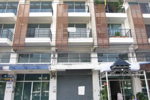 For Sale Townhouse/Townhome  ,  TOWNPLUS PRACHAUTHIT , Thung Khu , Thung Khu , Bangkok , CX-106262
