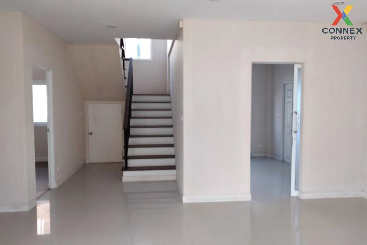 For Sale House , Baan Sirinrat Hathairat 37 , Sam Wa Tawan Tok ,  4