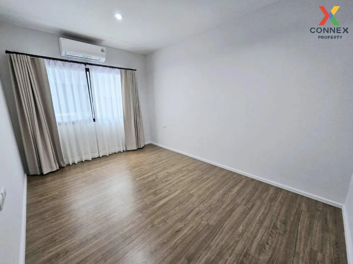 For Sale Townhouse/Townhome  , Baan Klang Muang Rama 9-Krungthep 