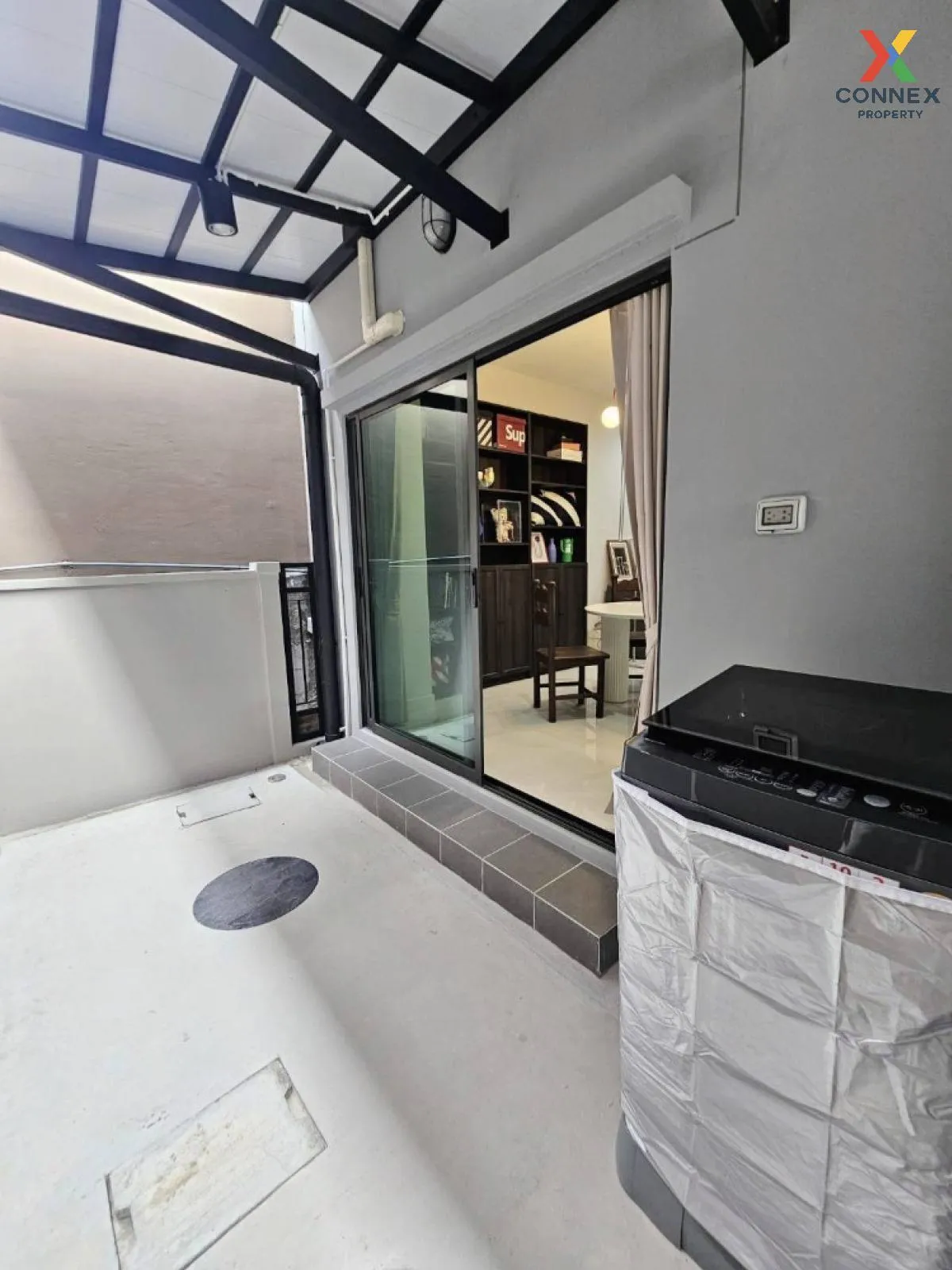 For Sale Townhouse/Townhome  , Baan Klang Muang Rama 9-Krungthep 