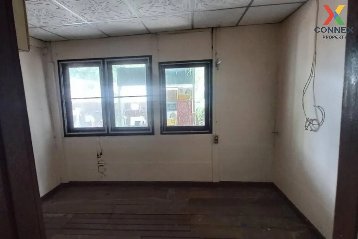 For Sale Single-storey detached house Soi Phraya Suren 16 , Bang  3