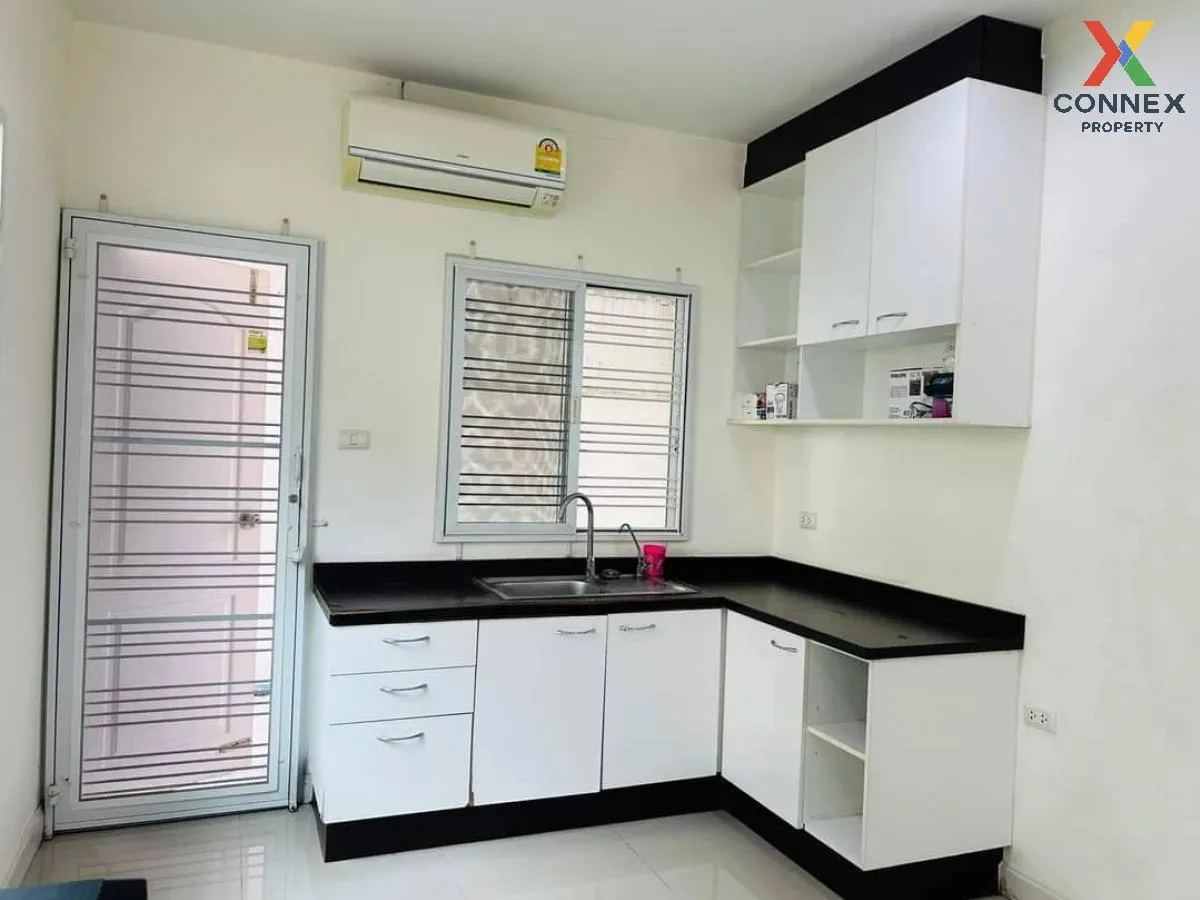 For Sale Townhouse/Townhome  , I Leaf Town Pracha Uthit 90 , Ban 