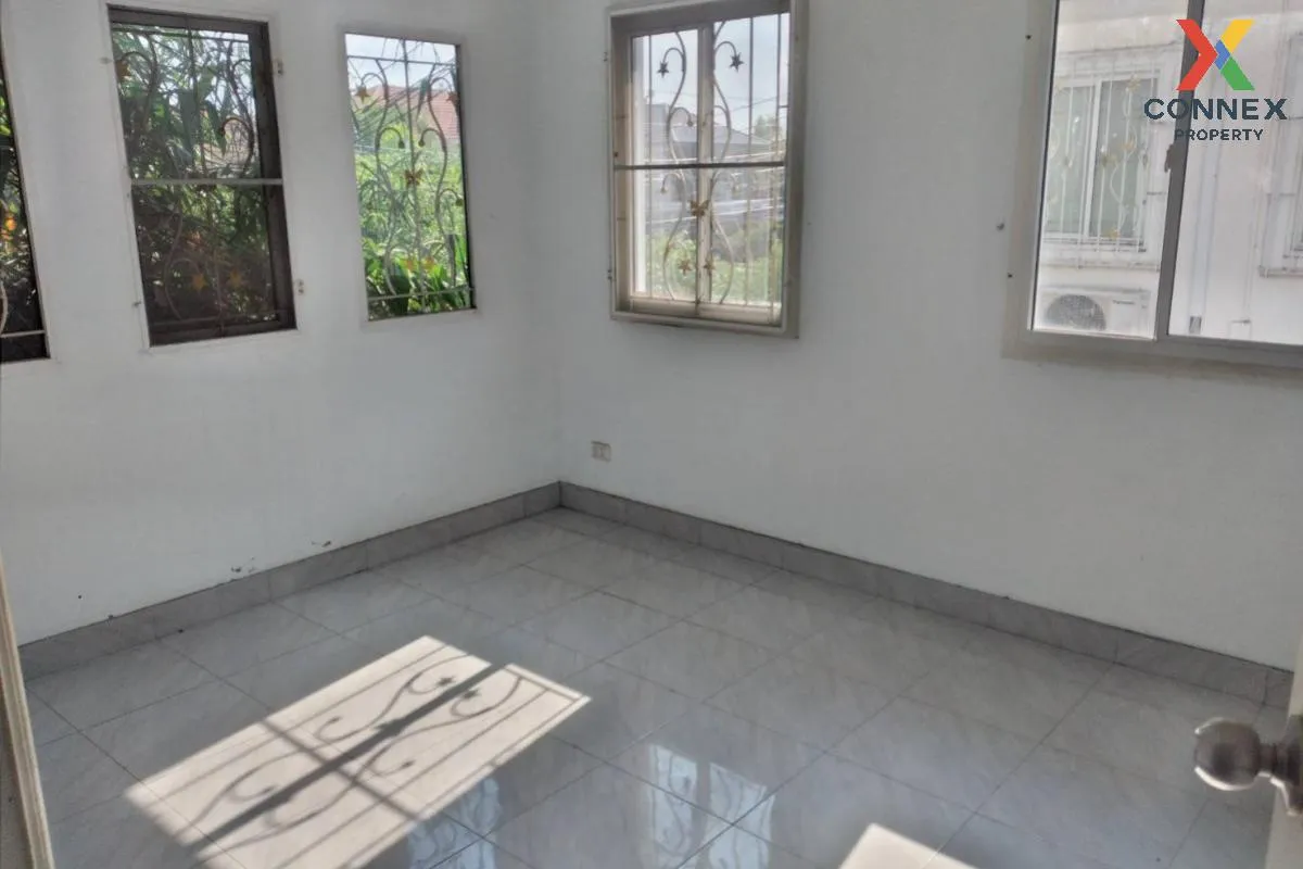 For Sale House , Passorn 13 Suwinthawong , Lam Phak Chi , Nong Ch