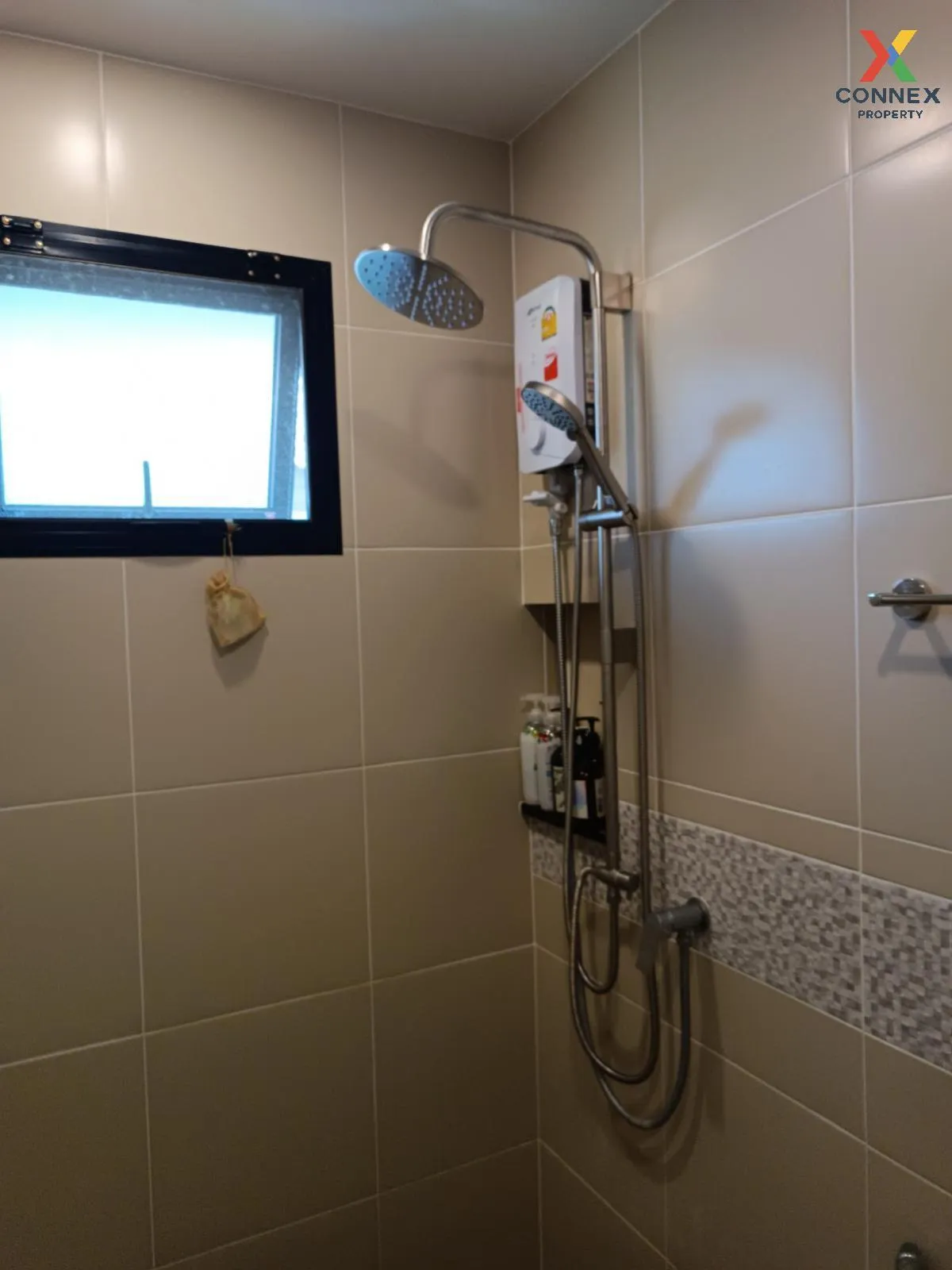 เช่าบ้าน  บุราสิริ บางนา บางบ่อ บางบ่อ สมุทรปราการ CX-106452