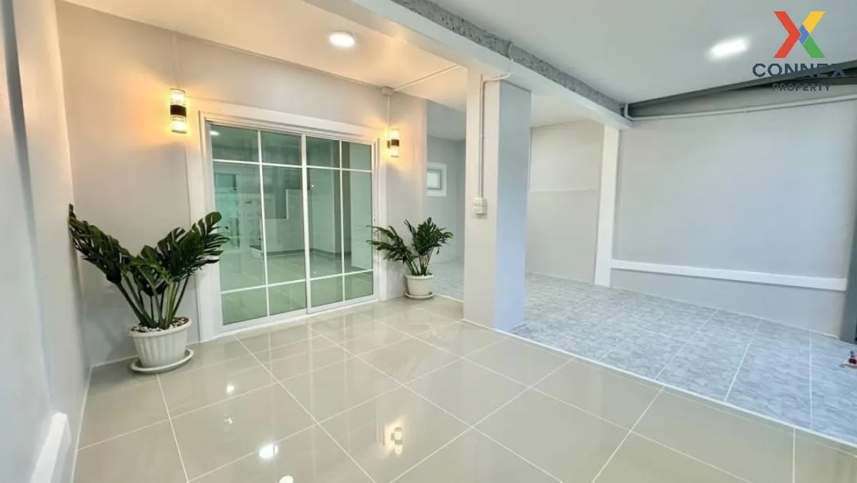 For Sale Townhouse/Townhome  , Baan Pruksa 3 Soi Watlatpladuk , B 3