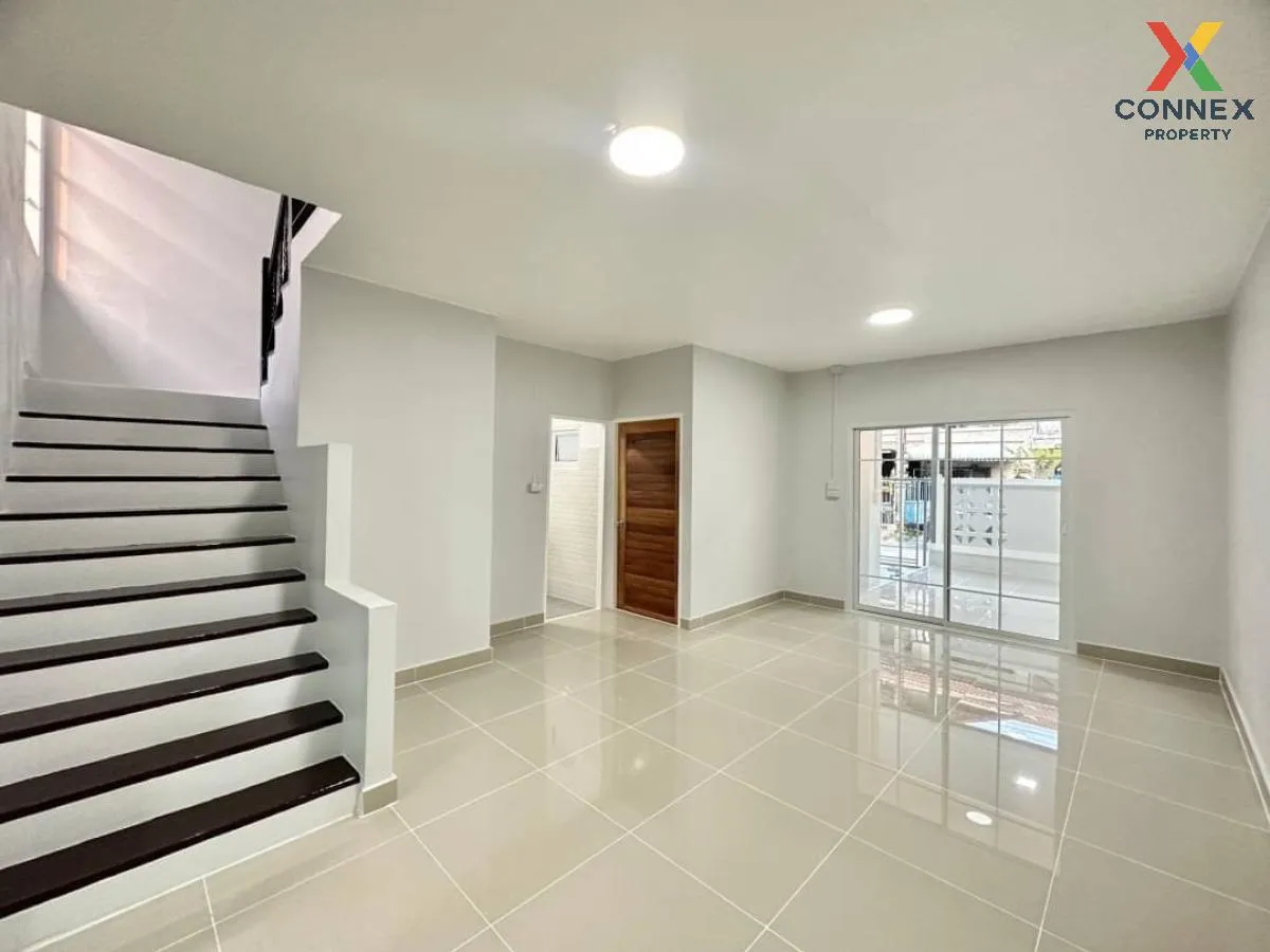 For Sale Townhouse/Townhome  , Baan Pruksa 3 Soi Watlatpladuk , B