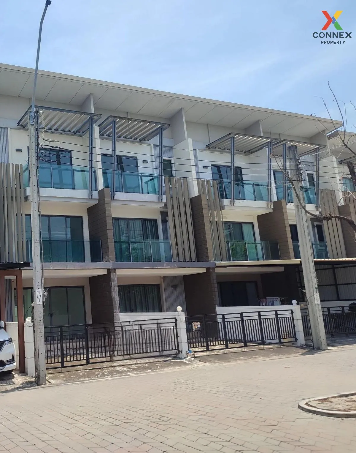 ขายทาวน์เฮ้าส์/ทาวน์โฮม  ทาวน์ อเวนิว โคโคส พระราม 2 แสมดำ เขต บา 1