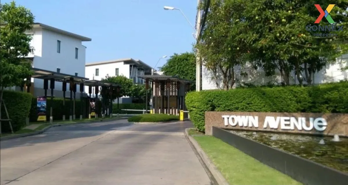 ขายทาวน์เฮ้าส์/ทาวน์โฮม  ทาวน์ อเวนิว โคโคส พระราม 2 แสมดำ เขต บา