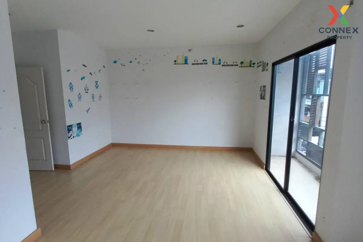 For Sale Townhouse/Townhome  , IFIELD BANGNA , Dok Mai , Prawet ,