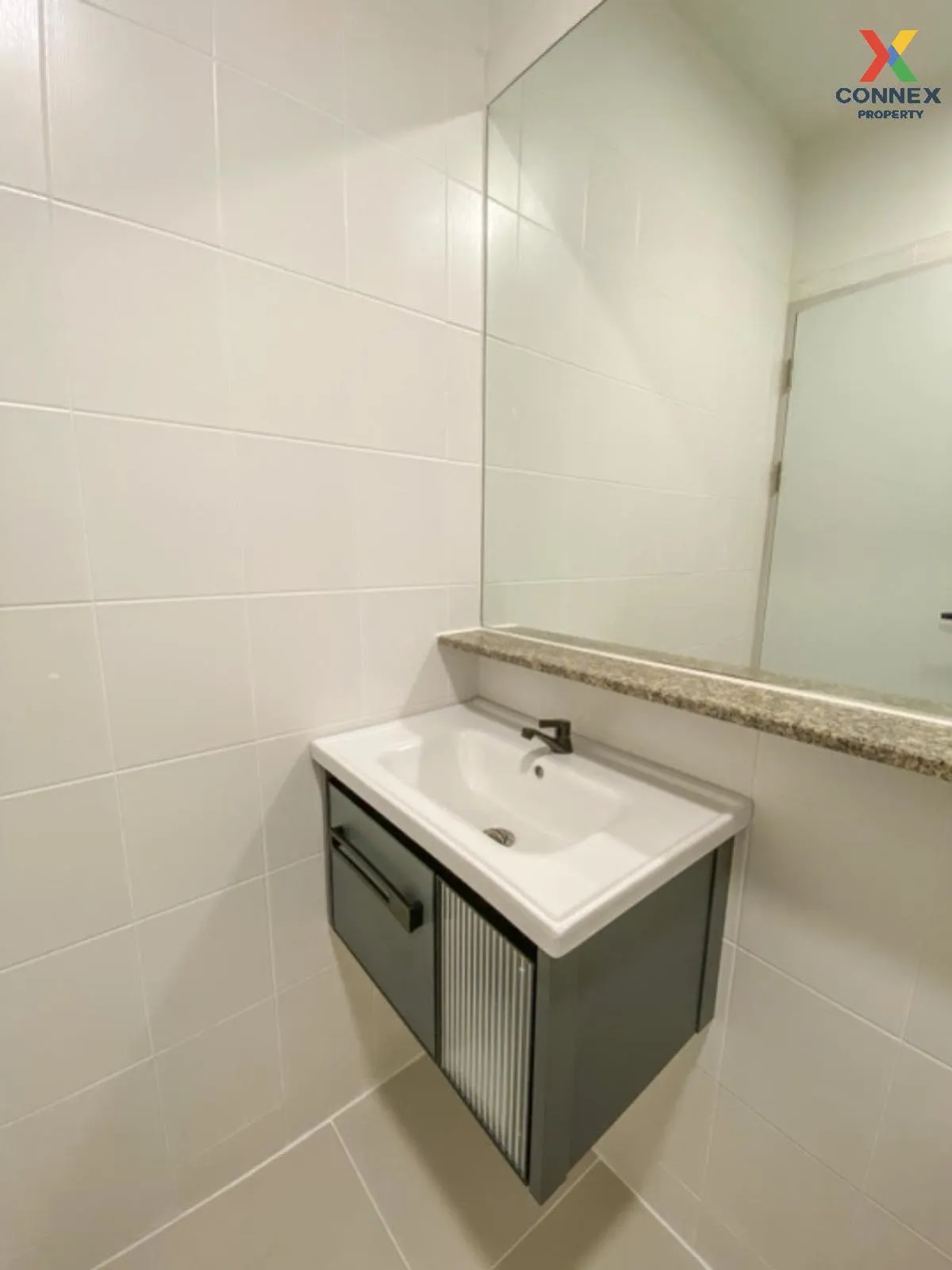 ขายคอนโด  ไอ-เฮ้าส์ ลากูน่า การ์เด้น รีโนเวทใหม่ MRT-เพชรบุรี บาง