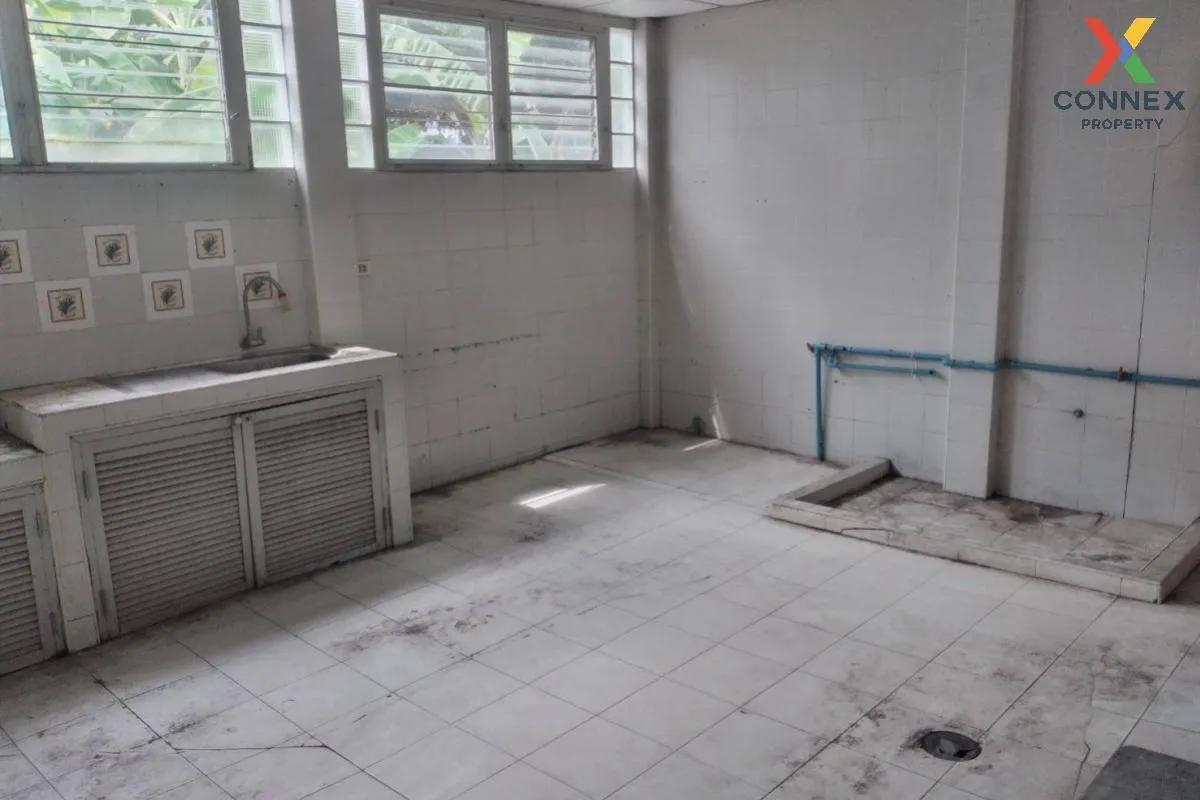 For Sale House , Baan Burirom Rangsit Klong4 , Lat Sawai , Lam Lu