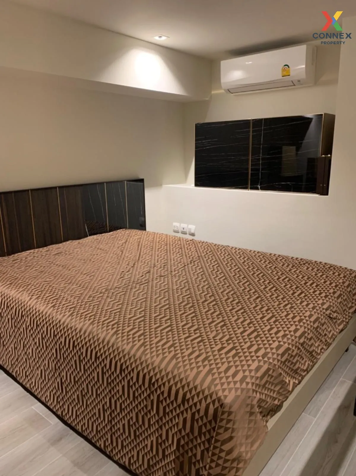 ขายคอนโด  เดอะ รีเซิร์ฟ พหล - ประดิพัทธ์ ดูเพล็กซ์ BTS-สะพานควาย 