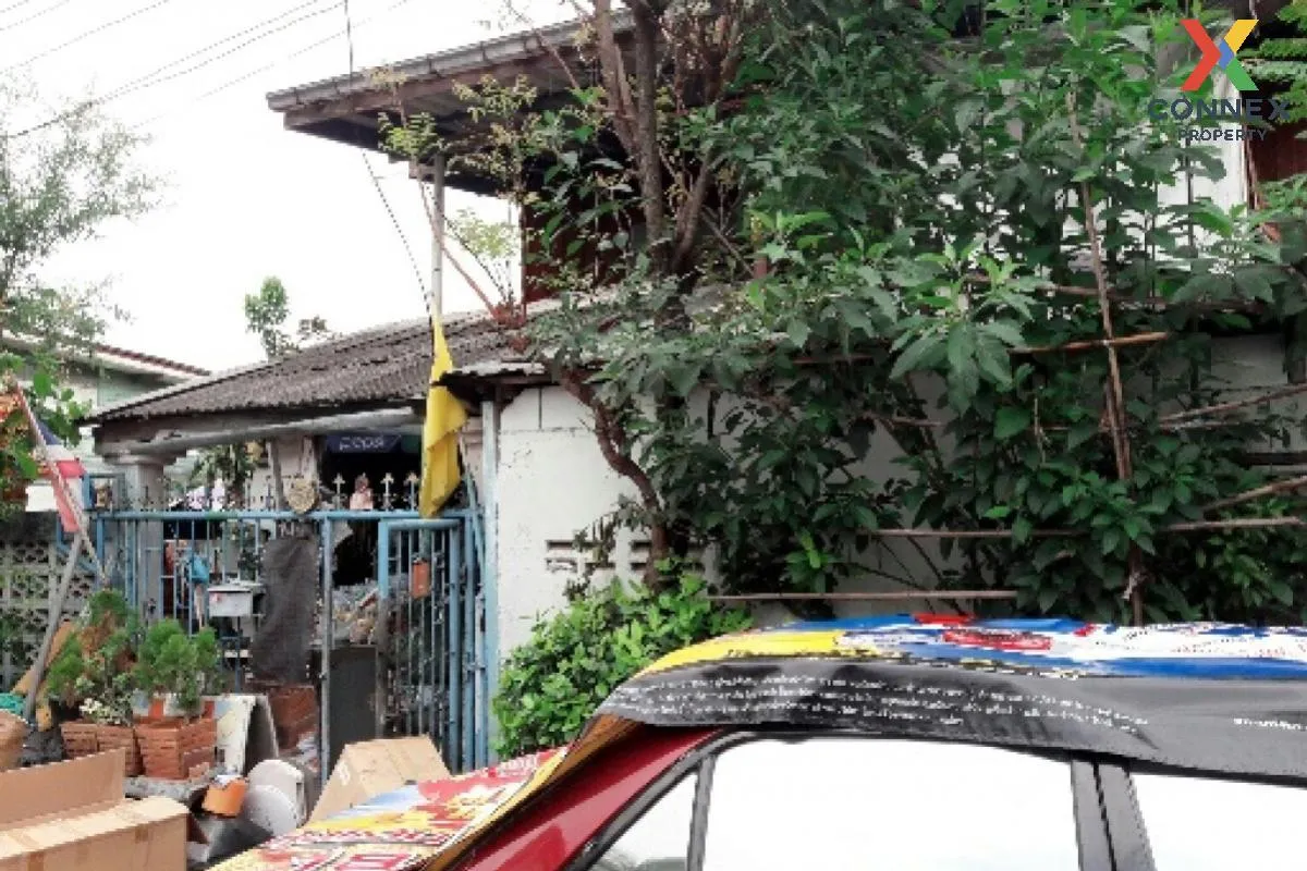 ขายบ้านครึ่งตึกครึ่งไม้ ซอยมาเจริญ 3 แยก 4 ทับ 7 หนองแขม เขต หนอง 1