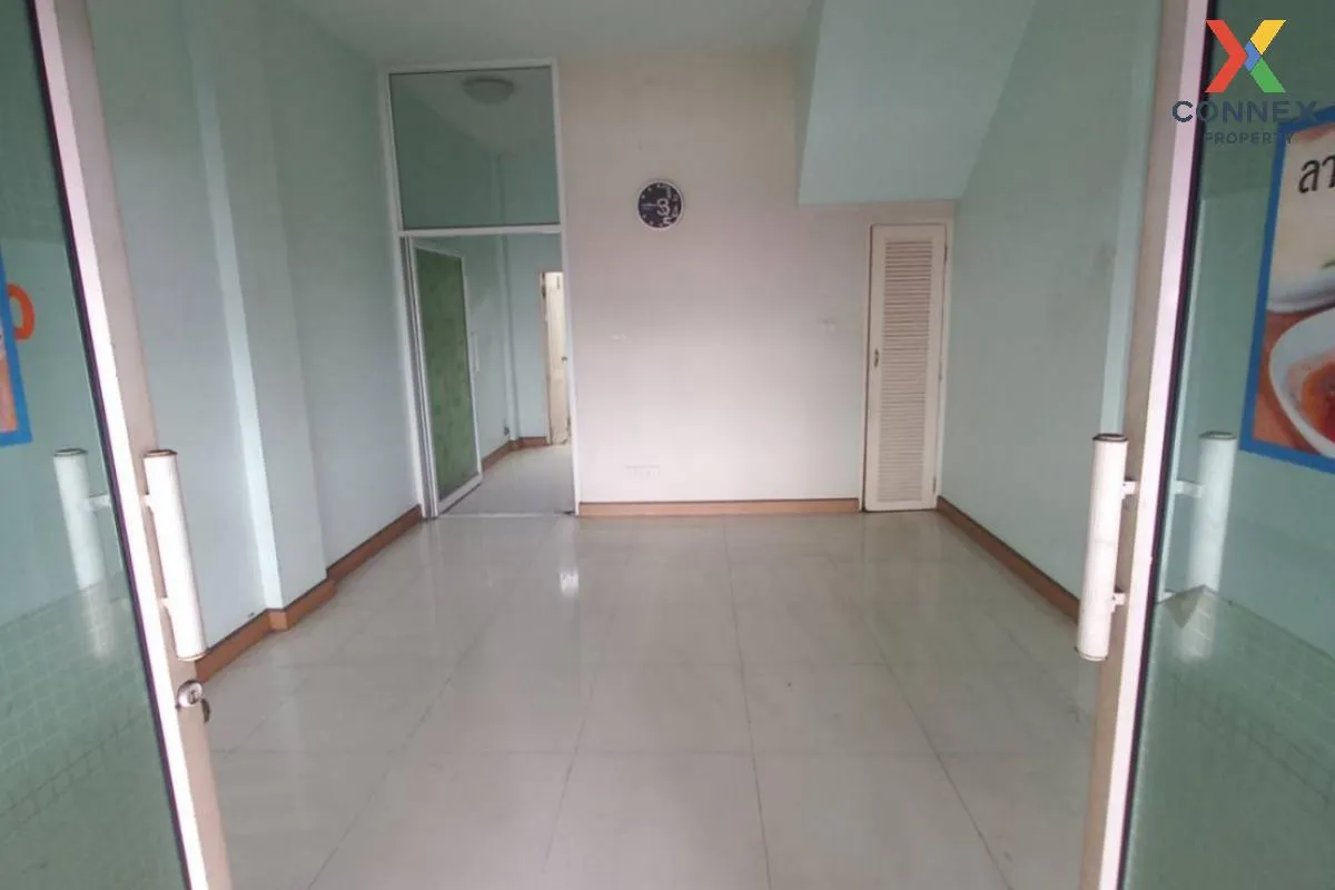 ขายทาวน์เฮ้าส์/ทาวน์โฮม  บ้านปริญ รามอินทรา - วัชรพล ท่าแร้ง เขต  2