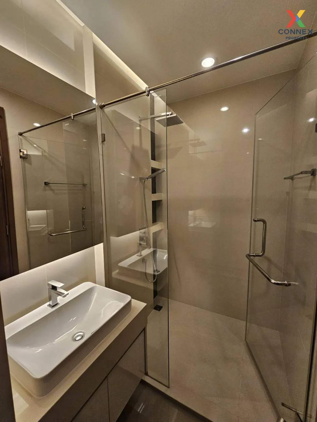 For Sale Condo , Menam Residences , nice view , river view , wide For Sale Condo , Menam Residences , nice view , river view , wide