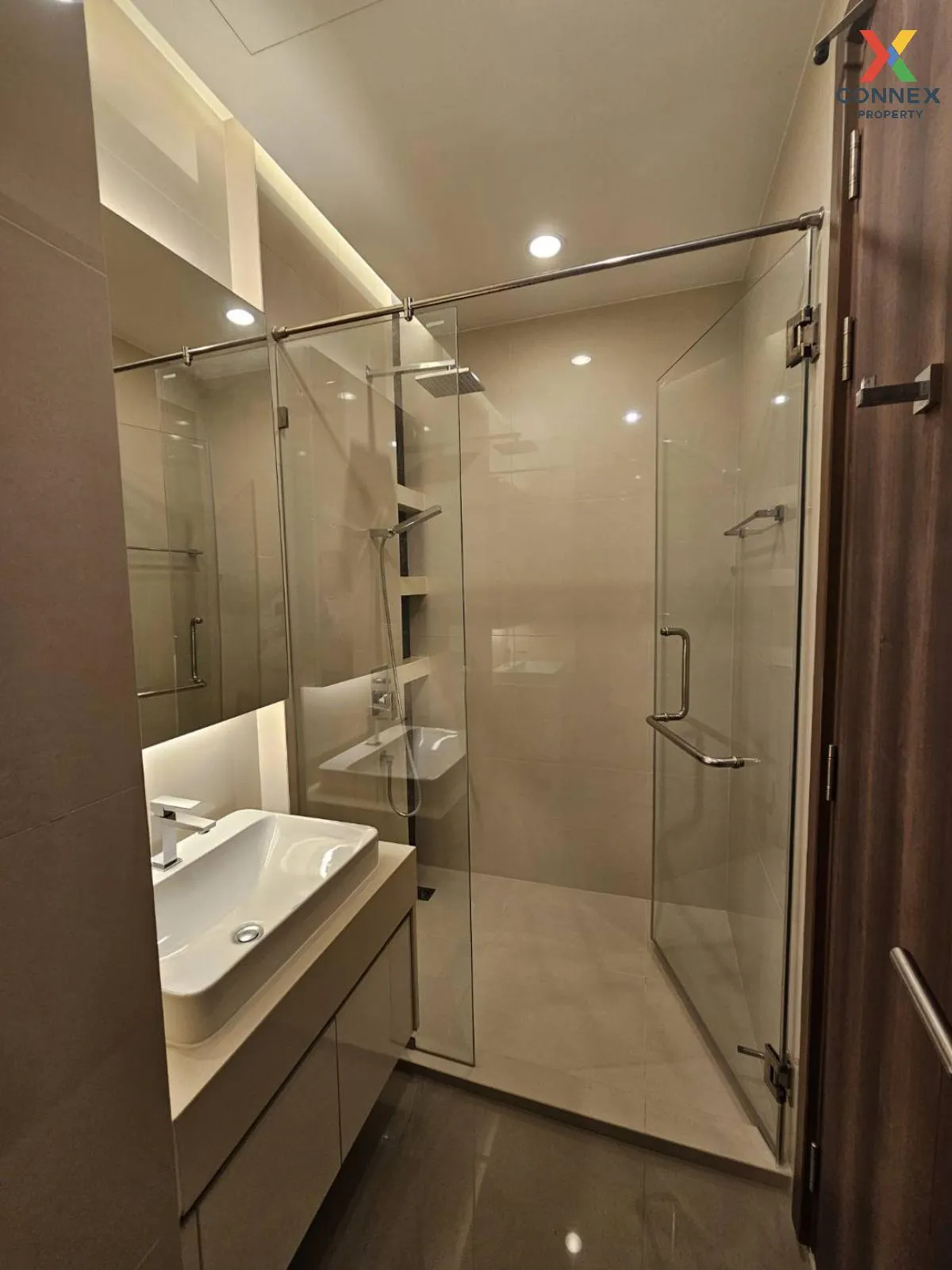 For Sale Condo , Menam Residences , nice view , river view , wide For Sale Condo , Menam Residences , nice view , river view , wide