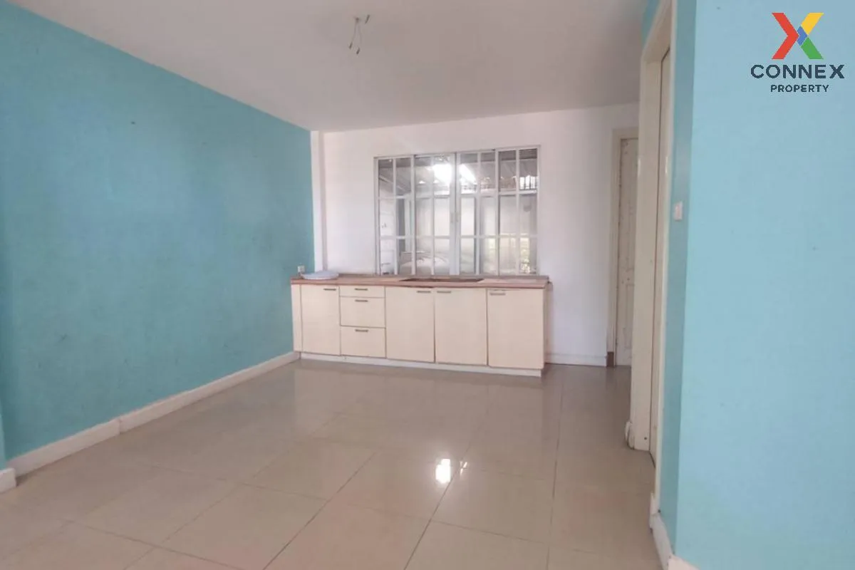 For Sale Townhouse/Townhome  , Plus City Park Ekkamai - Ramintra  2