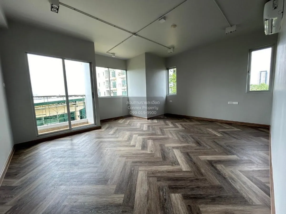 ขายคอนโด  ศุภาลัย ปาร์ค ศรีนครินทร์ รีโนเวทใหม่ MRT-ศรีอุดม (สายส